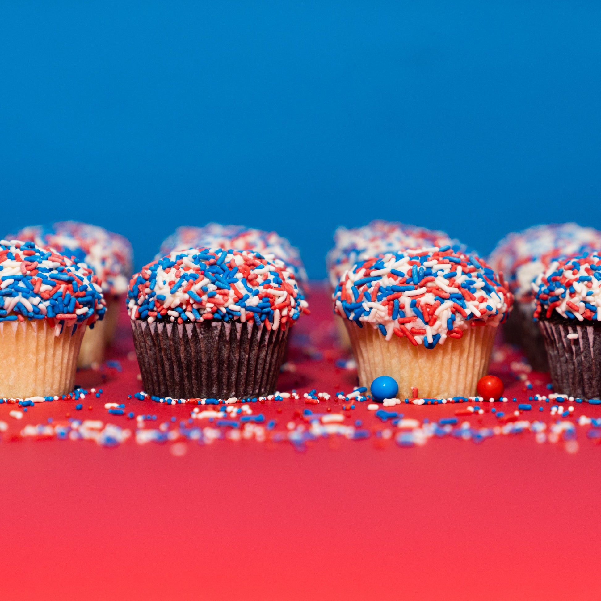 Patriotic Explosion® Cupcake - Set of 12