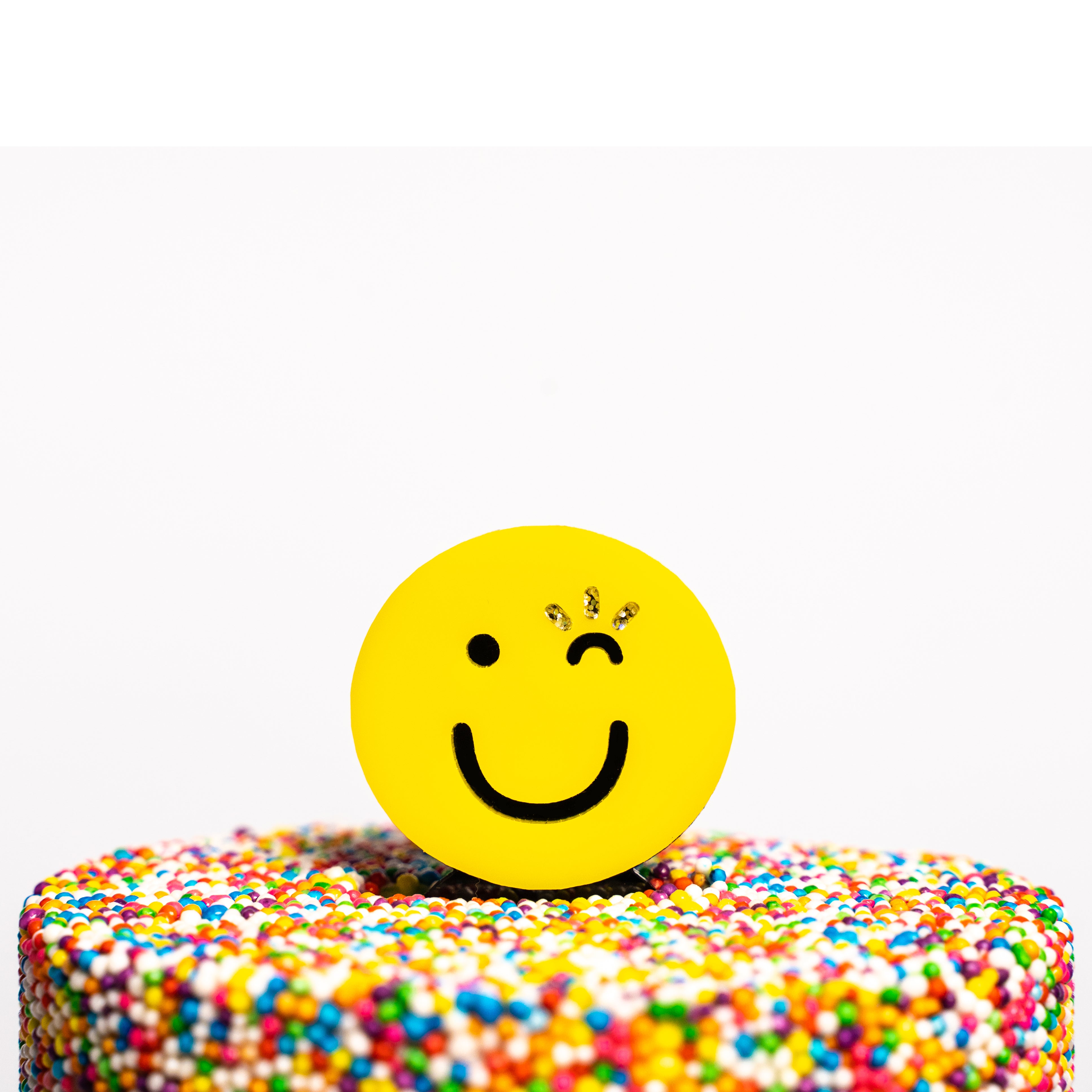 Smiley Face Birthday Cake Image, Party Cake Image Stock Photo - Image of  plush, flower: 201849154